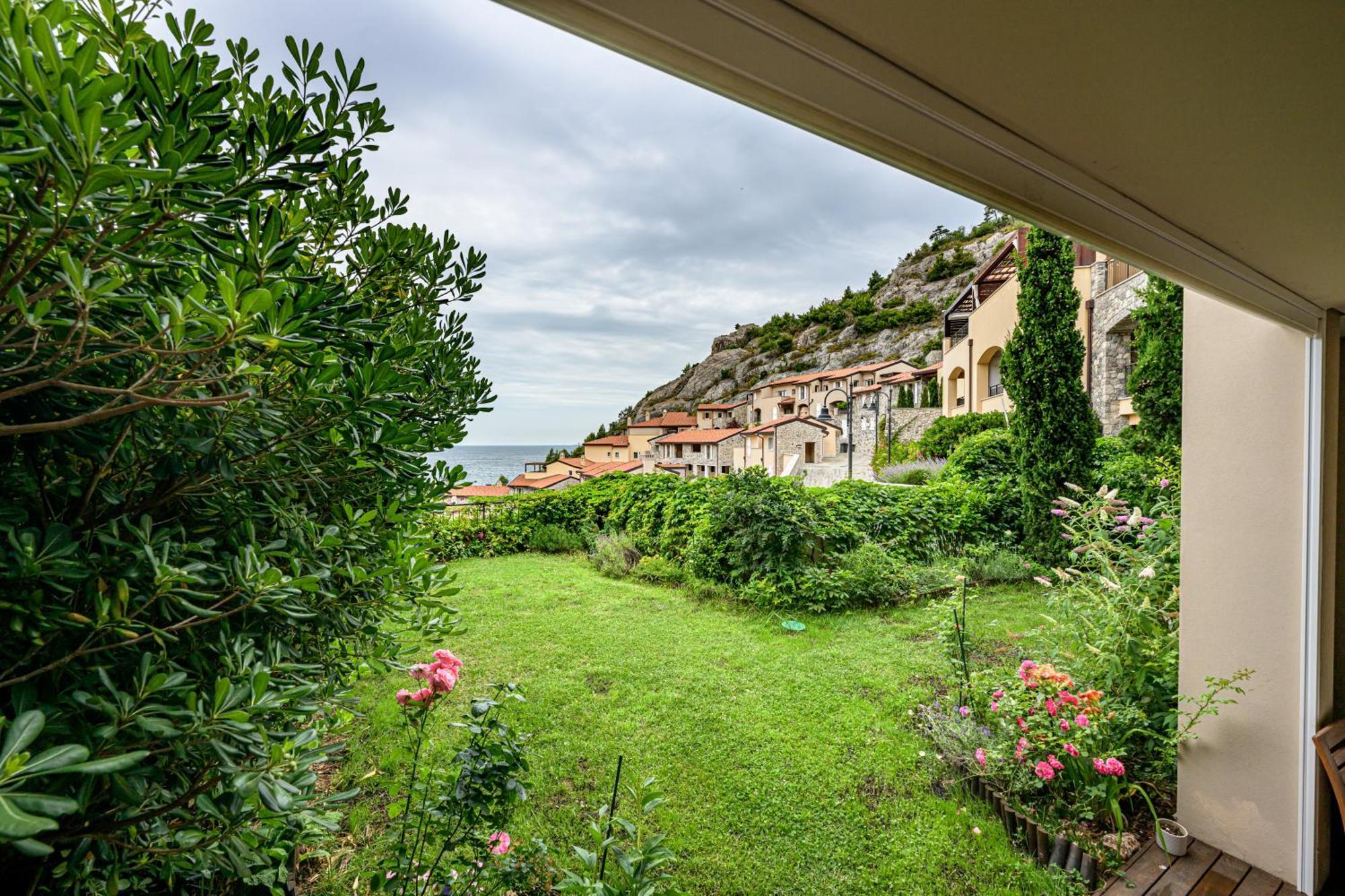 Portopiccolo Apartments With Garden And Beach Included Sistiana Dış mekan fotoğraf